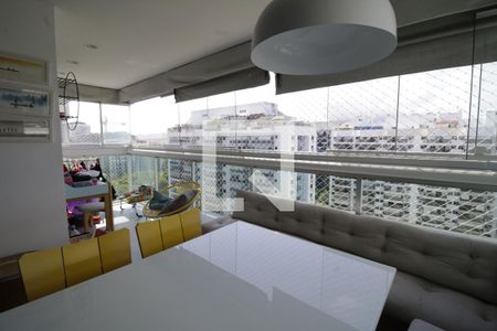 Apartamento à venda com 2 quartos, 147m² em Barra da Tijuca, Rio de Janeiro