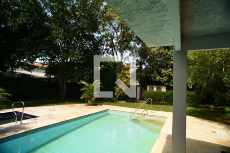 Casa de Condomínio para alugar com 4 quartos, 600m² em Barra da Tijuca, Rio de Janeiro