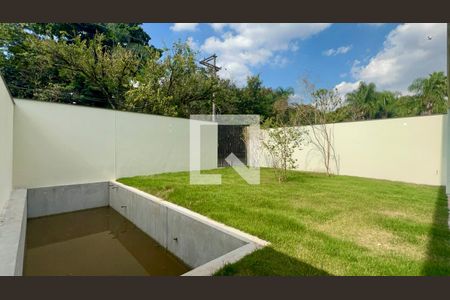 Piscina de casa de condomínio à venda com 4 quartos, 584m² em Alto de Pinheiros, São Paulo