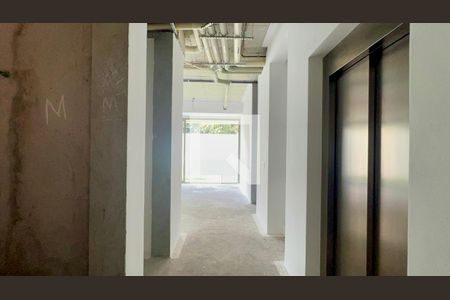 Entrada de casa de condomínio à venda com 4 quartos, 584m² em Alto de Pinheiros, São Paulo