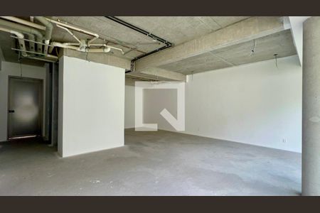 Sala de casa de condomínio à venda com 4 quartos, 584m² em Alto de Pinheiros, São Paulo