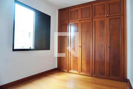 Apartamento à venda com 4 quartos, 170m² em Lourdes, Belo Horizonte