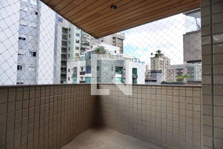 Apartamento à venda com 4 quartos, 170m² em Lourdes, Belo Horizonte
