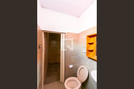 Banheiro de casa para alugar com 1 quarto, 30m² em Vila Bela, São Paulo