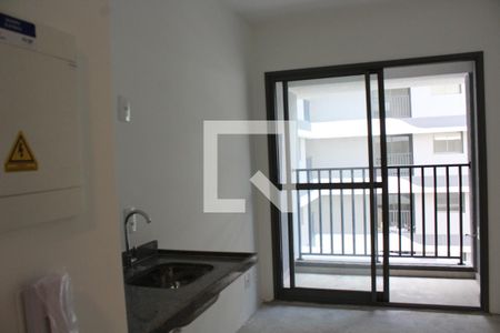 Sala/Cozinha de kitnet/studio à venda com 1 quarto, 25m² em Pinheiros, São Paulo