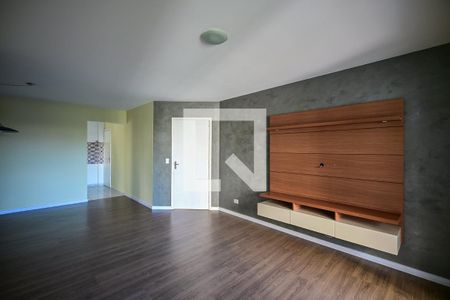 Sala de apartamento para alugar com 3 quartos, 110m² em Chácara Agrindus, Taboão da Serra