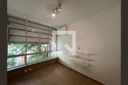 Quarto 1 de apartamento para alugar com 2 quartos, 53m² em Copacabana, Rio de Janeiro