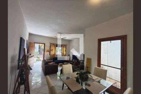 Casa de Condomínio para alugar com 4 quartos, 313m² em Freguesia (jacarepaguá), Rio de Janeiro