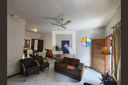 Casa de Condomínio para alugar com 4 quartos, 313m² em Freguesia (jacarepaguá), Rio de Janeiro
