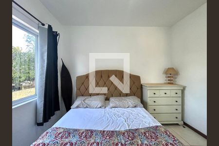 Quarto 1 de casa para alugar com 6 quartos, 272m² em Campeche, Florianópolis