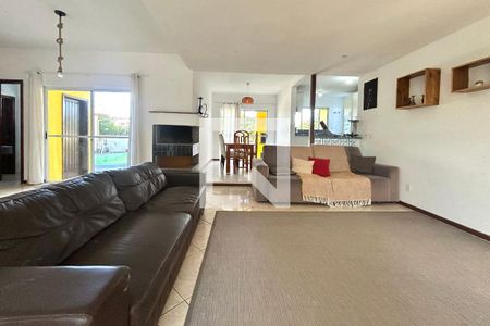 Sala de casa para alugar com 6 quartos, 272m² em Campeche, Florianópolis