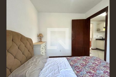 Quarto 1 de casa para alugar com 6 quartos, 272m² em Campeche, Florianópolis