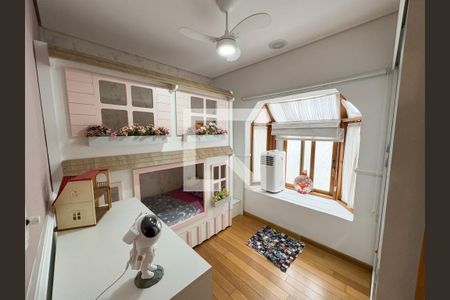 Casa à venda com 4 quartos, 195m² em Brooklin, São Paulo