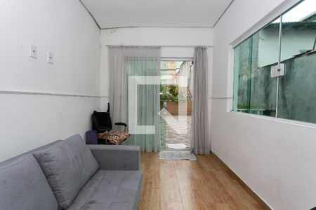 Sala 2 de casa à venda com 3 quartos, 550m² em Vila Carmosina, São Paulo