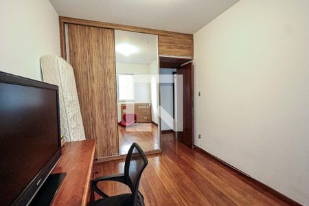 Quarto 1 de apartamento para alugar com 3 quartos, 237m² em Caiçara-adelaide, Belo Horizonte
