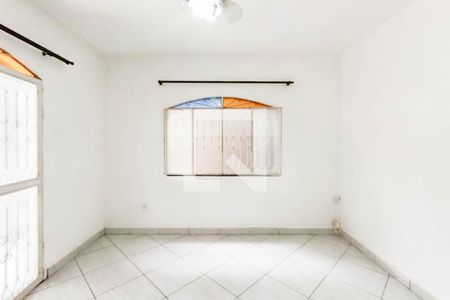 Sala de casa para alugar com 2 quartos, 65m² em Guaratiba, Rio de Janeiro