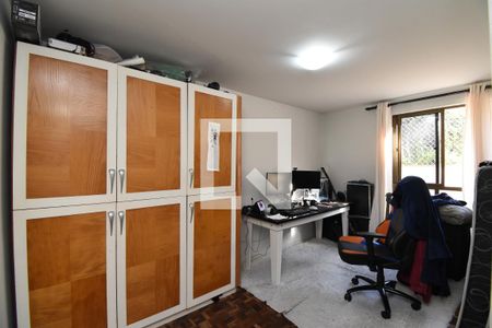 Quarto 2 de apartamento para alugar com 2 quartos, 55m² em Hugo Lange, Curitiba