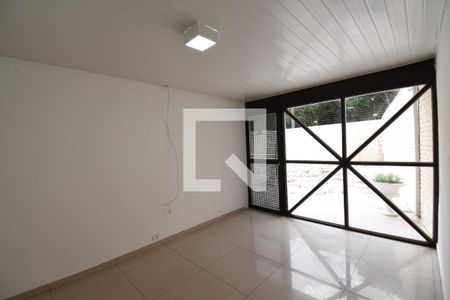 Suíte de casa para alugar com 4 quartos, 200m² em Jardim Social, Curitiba