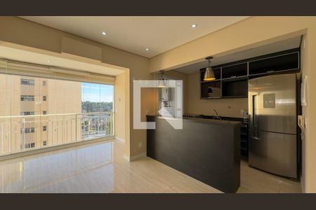 Sala de apartamento para alugar com 1 quarto, 50m² em Jardim Aeroporto, São Paulo