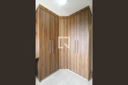 Quarto 1 de apartamento para alugar com 3 quartos, 69m² em Vila Sonia, São Paulo