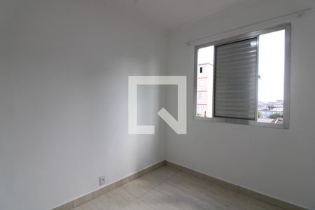 Quarto 2 de apartamento para alugar com 2 quartos, 48m² em Conjunto Habitacional Padre Manoel da Nobrega, São Paulo