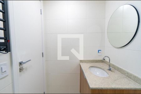 Banheiro de kitnet/studio para alugar com 1 quarto, 28m² em Vila Santa Catarina, São Paulo