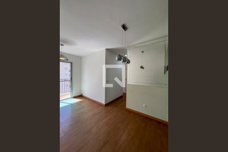 Sala de apartamento à venda com 2 quartos, 54m² em Vila Liviero, São Paulo