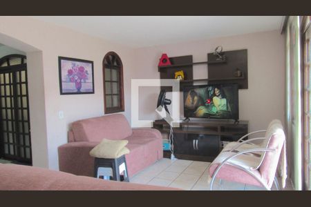 Sala de casa à venda com 4 quartos, 205m² em Pestana, Osasco