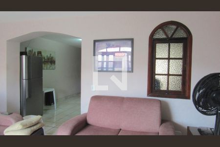 Sala de casa à venda com 4 quartos, 205m² em Pestana, Osasco