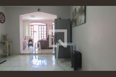 Sala de casa à venda com 4 quartos, 205m² em Pestana, Osasco