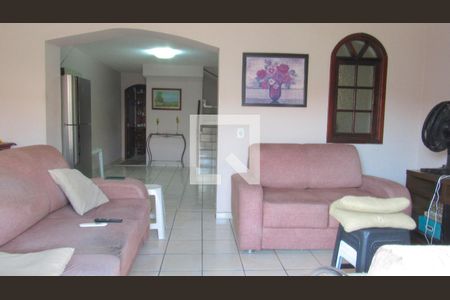 Sala de casa à venda com 4 quartos, 205m² em Pestana, Osasco