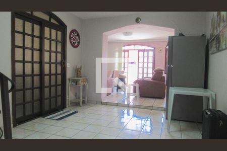 Sala de casa à venda com 4 quartos, 205m² em Pestana, Osasco