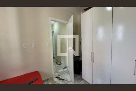 Quarto 01 de apartamento para alugar com 2 quartos, 40m² em Pequeno Coração, Itaquaquecetuba