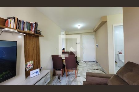 Apartamento para alugar com 2 quartos, 40m² em Pequeno Coração, Itaquaquecetuba