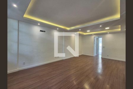 Casa de Condomínio à venda com 3 quartos, 200m² em Recreio dos Bandeirantes, Rio de Janeiro