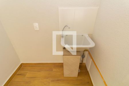 Sala/Cozinha de apartamento para alugar com 2 quartos, 35m² em Conjunto Habitacional Santa Etelvina Iii, São Paulo