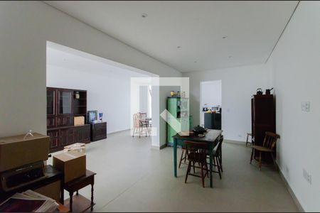 Sala 2 de casa para alugar com 4 quartos, 300m² em Vila Clementino, São Paulo