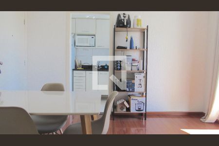 Sala de apartamento à venda com 2 quartos, 46m² em Cidade das Flores, Osasco