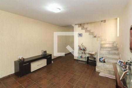 Sala de casa à venda com 4 quartos, 178m² em Vila Medeiros, São Paulo