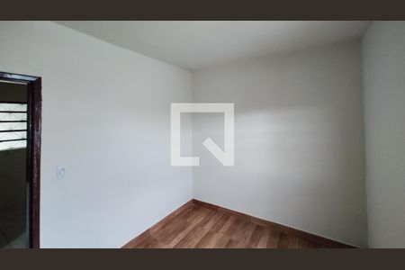 Casa para alugar com 2 quartos, 48m² em Floramar, Belo Horizonte