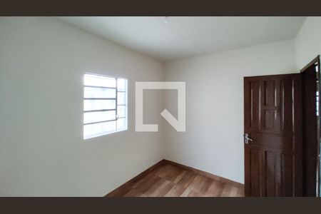 Casa para alugar com 2 quartos, 48m² em Floramar, Belo Horizonte