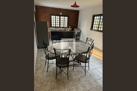 Casa para alugar com 5 quartos, 800m² em Vila Saltinho, Campinas