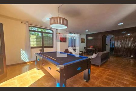 Sala de casa para alugar com 6 quartos, 300m² em Jardim Centenario, Guarujá