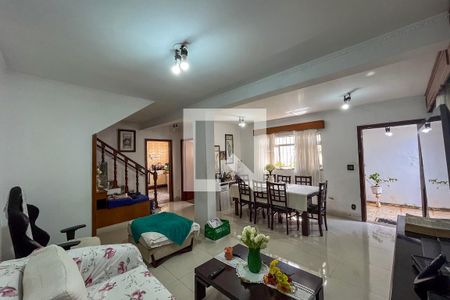 Sala de casa à venda com 4 quartos, 280m² em Sacomã, São Paulo