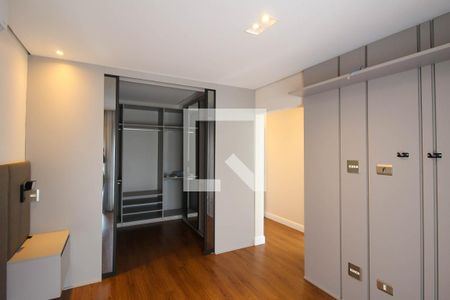 Quarto Suíte de casa para alugar com 3 quartos, 360m² em Jardim Avelino, São Paulo