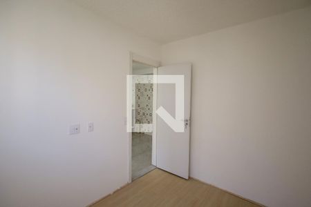Quarto 1 de apartamento para alugar com 2 quartos, 34m² em Jardim Sabara, São Paulo