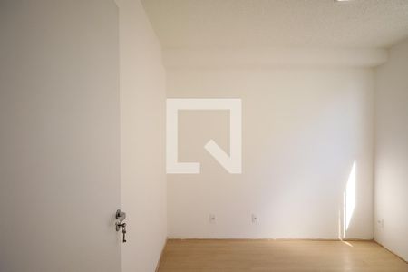 Quarto 1 de apartamento para alugar com 2 quartos, 34m² em Jardim Sabara, São Paulo