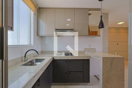 Apartamento à venda com 3 quartos, 174m² em Jardim America, Belo Horizonte