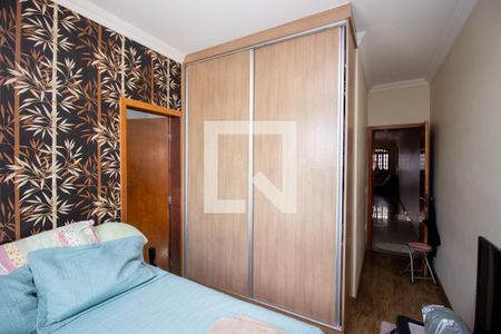 Quarto Suíte de casa à venda com 3 quartos, 160m² em Europa, Contagem