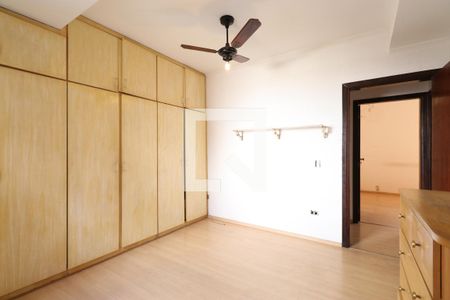 Suite 1 de casa para alugar com 3 quartos, 340m² em Lapa, São Paulo